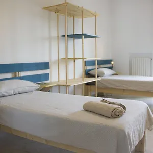 https://oberdan-guest-house.barihotels.org